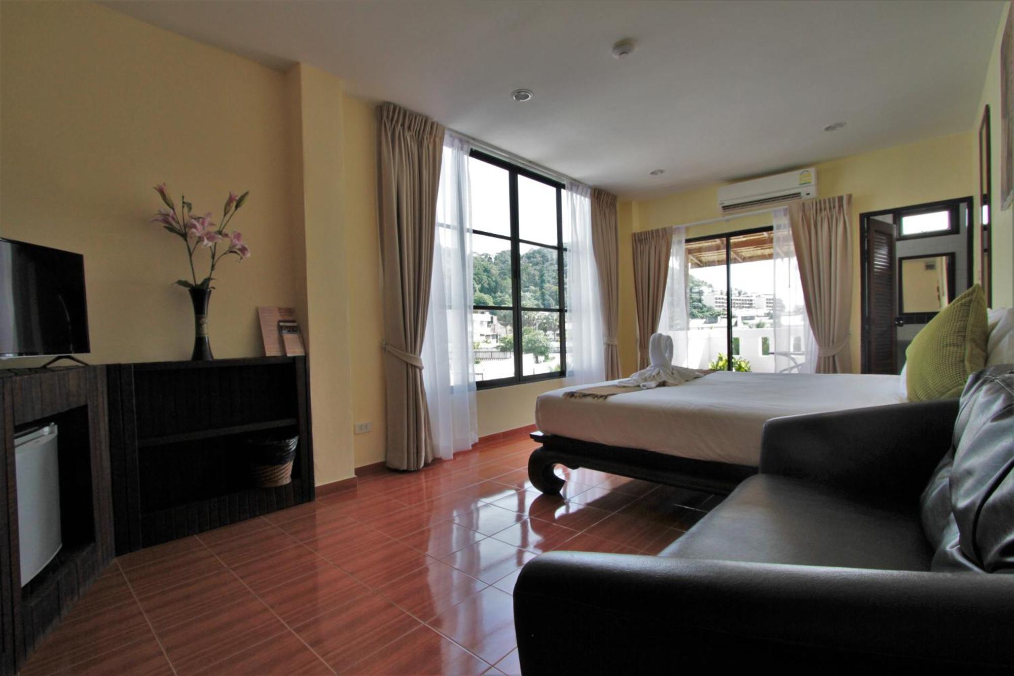 Karon Pool Hotel Habitación foto