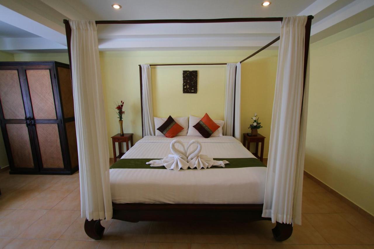 Karon Pool Hotel Exterior foto